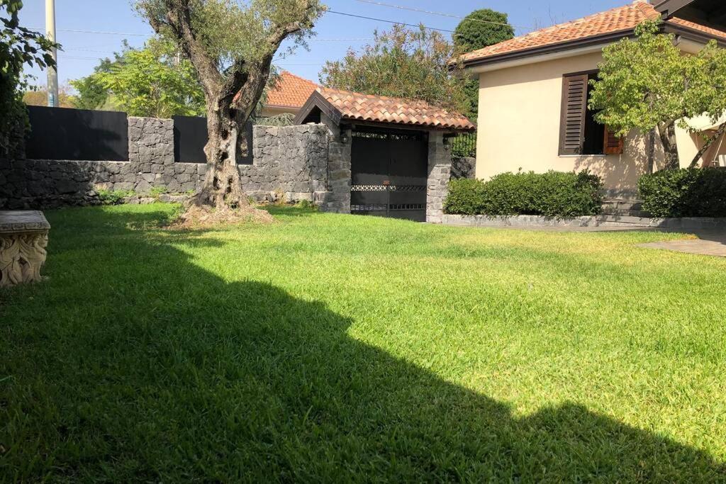 Casa Di Paco A Nicolosi マスカルチーア エクステリア 写真